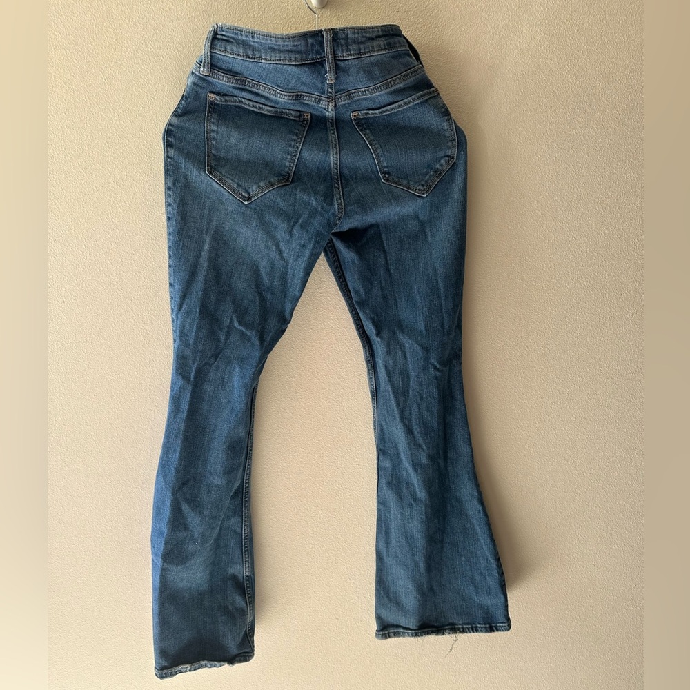 Abercrombie and fitch the flare ultra high rise medium wash size 27 4R - Picture 9 of 9